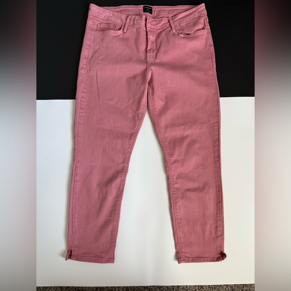 Just Black pink cropped ankle jeans size 30